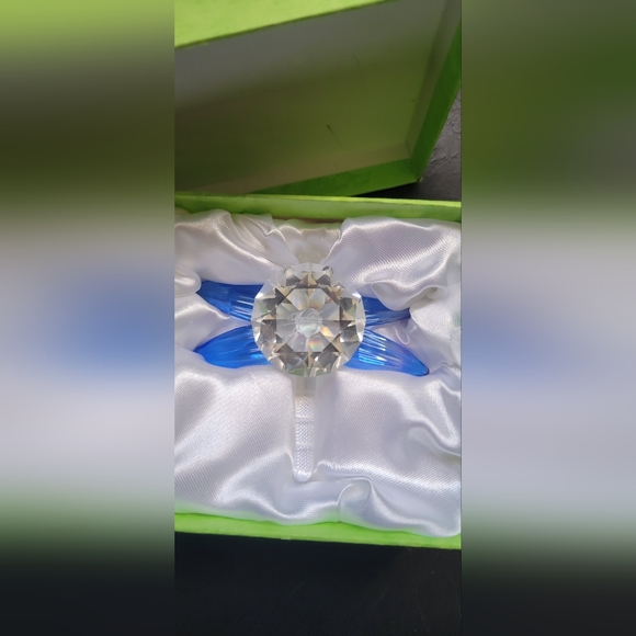 Oleg Cassini Blue Vintage Crystal Dragonfly, 4"x3.5"x1.5" - Picture 10 of 15